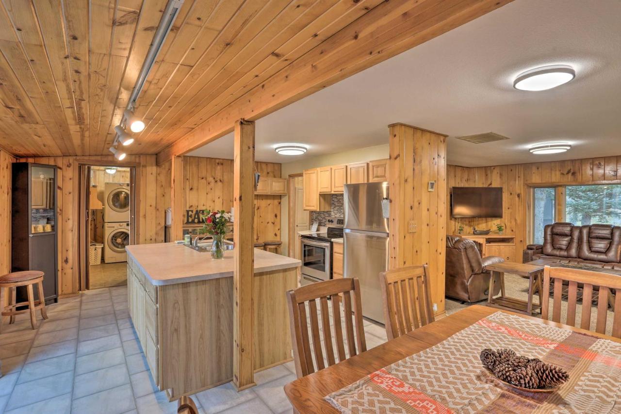 Rustic On 12-acre Trout Farm Holiday home Spearfish