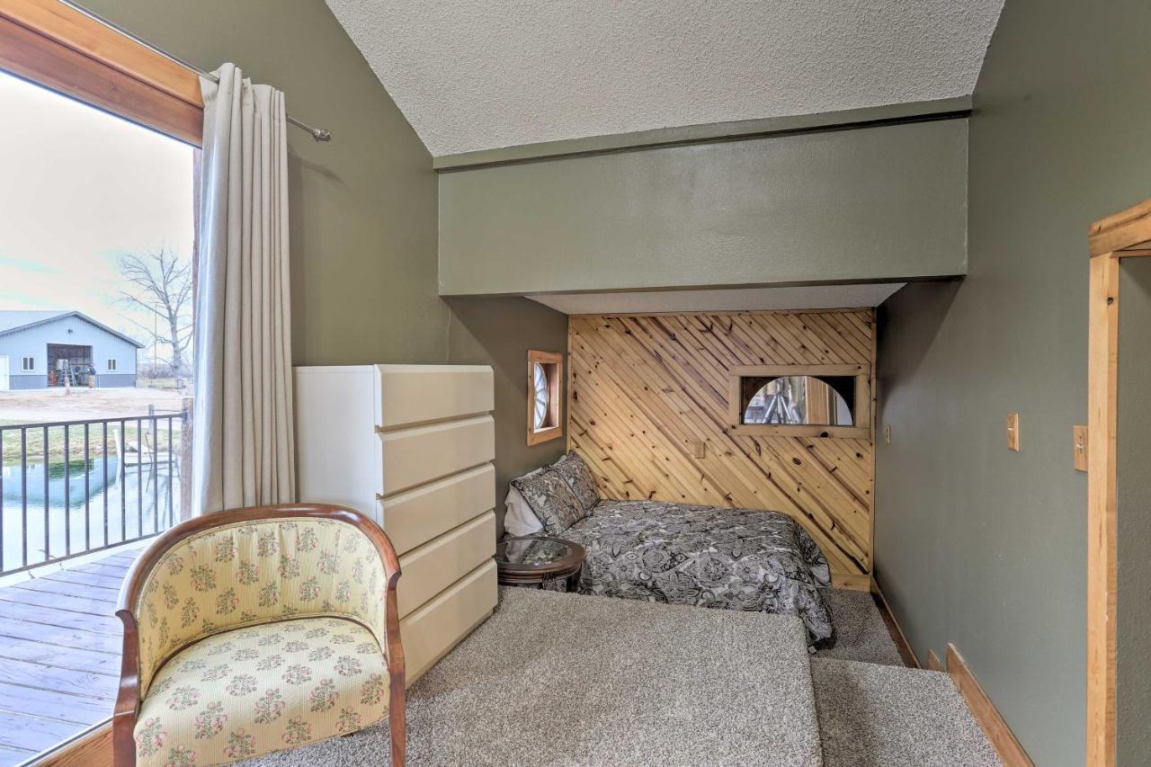 Rustic On 12-acre Trout Farm