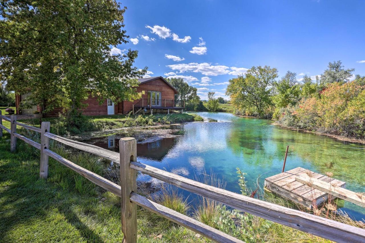 Rustic On 12-acre Trout Farm Holiday home