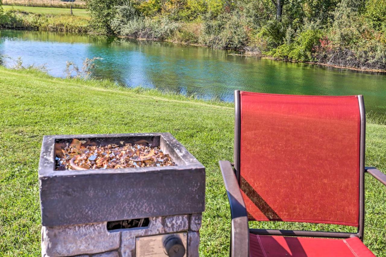 Rustic On 12-acre Trout Farm